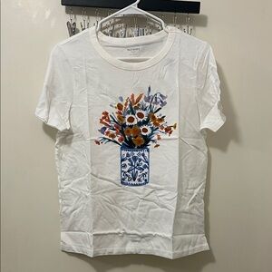 Old Navy Cream Tee with Floral Vase Design